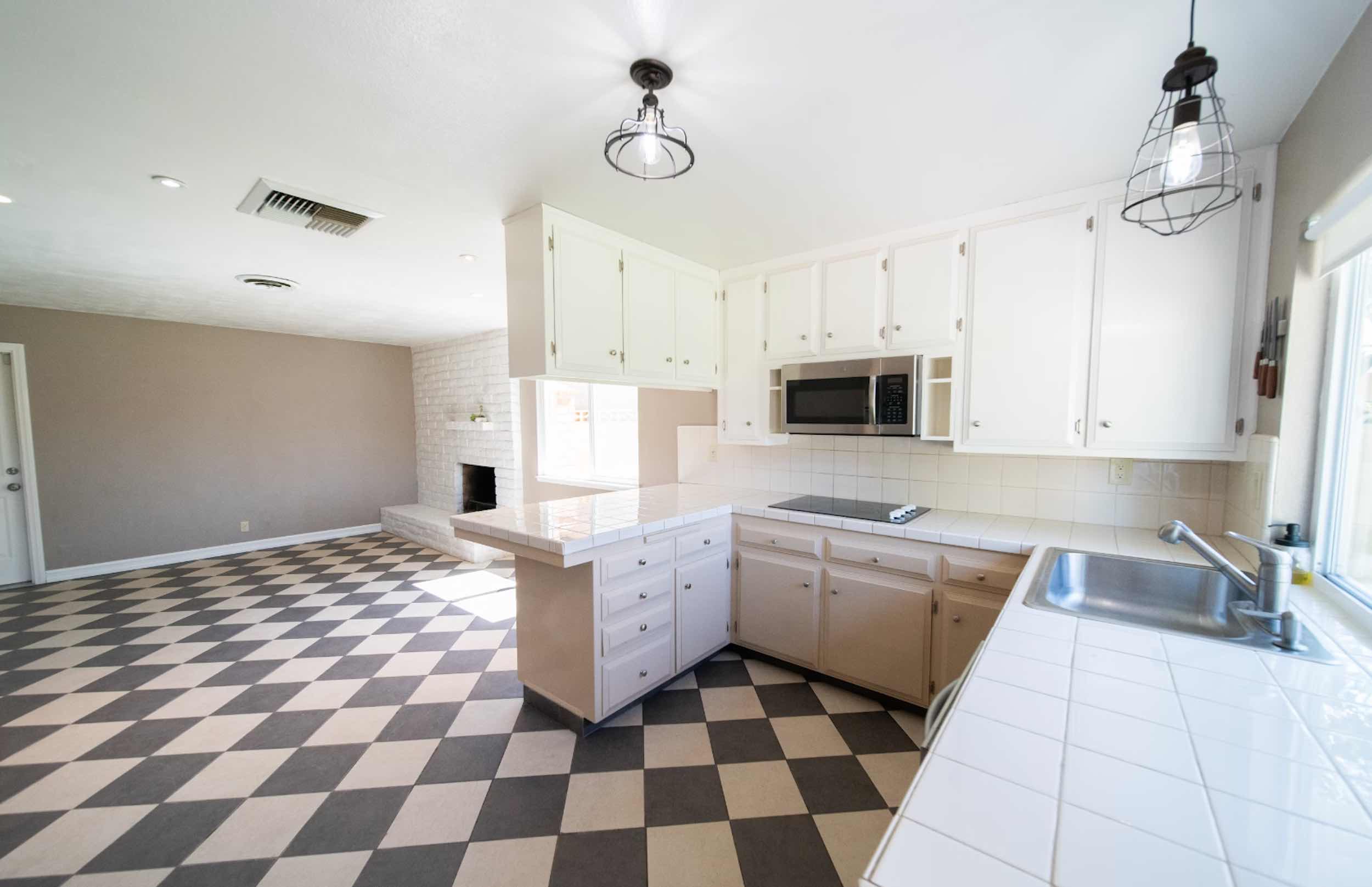 Water Damage Restoration Long Beach CA | Water Damage Restoration Near Me Long Beach CA